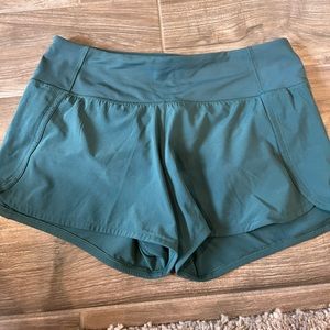Lululemon speed up size 6